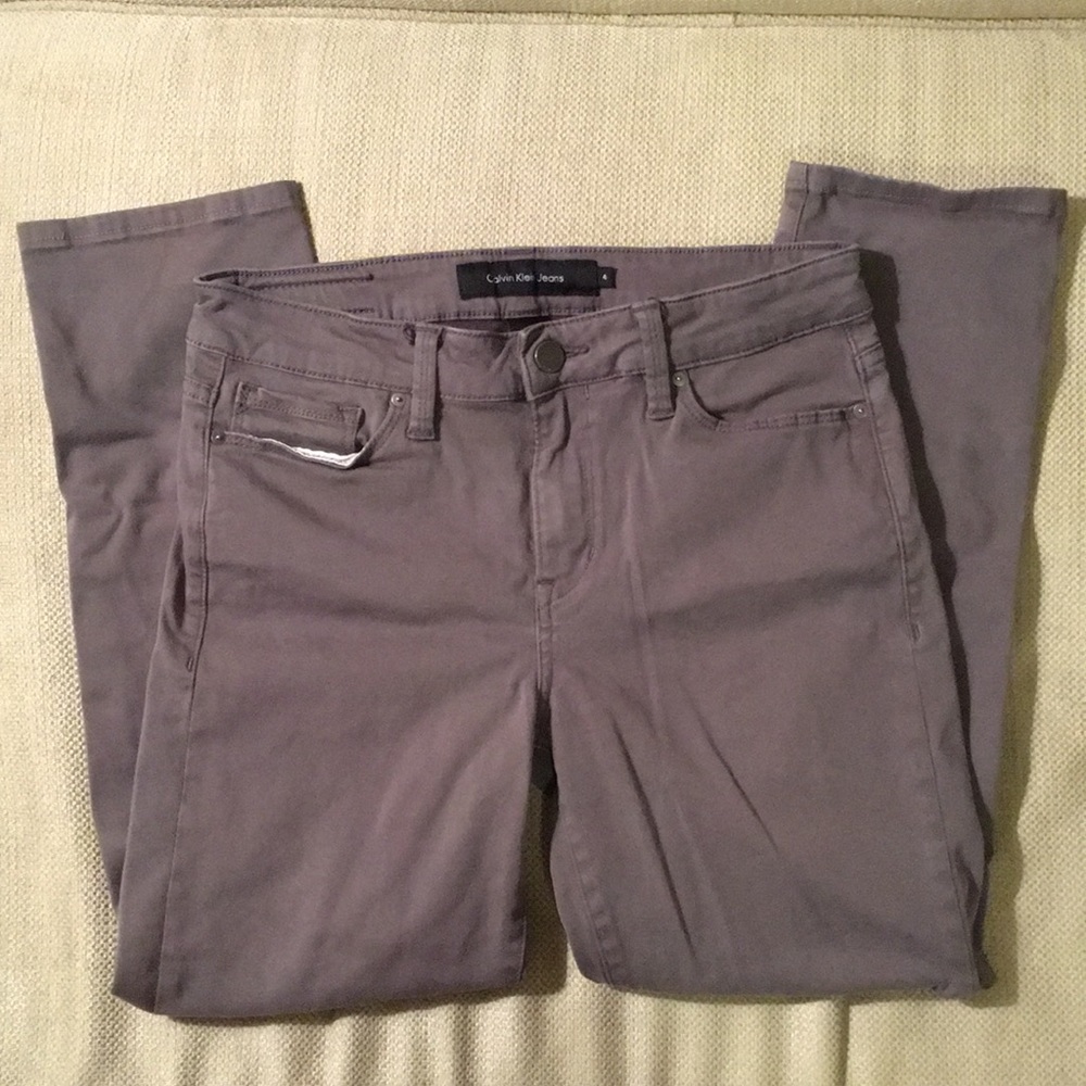Calvin Klein size 4 jeans - gray grey